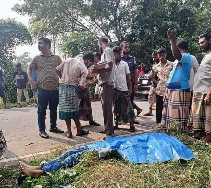 বাঁশখালীতে লরি-সিএনজি মুখোমুখি সংঘর্ষে শিশুসহ নিহত ২