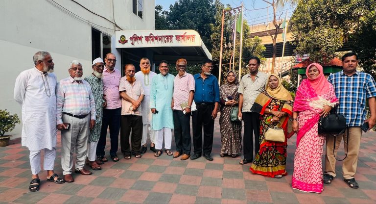 সিএমপি কমিশনারের সাথে সাক্ষাত করলেন  চসিকের সাবেক কাউন্সিলররা