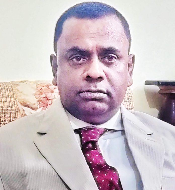 চট্টগ্রাম বিভাগীয় শ্রমিক দলের সাধারণ সম্পাদক আব্দুল বাতেন