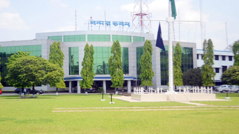 চট্টগ্রামে এনবিআর চেয়ারম্যানের সঙ্গে বৈঠকে বসেছে বন্দর কর্তৃপক্ষ