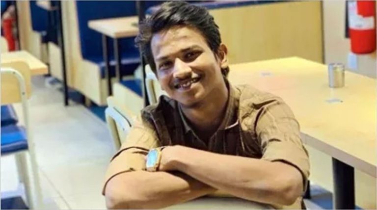 বাঁচানো গেল না আন্দোলনে গুলিবিদ্ধ কাউসারকে