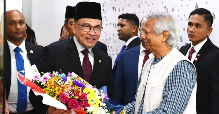 মালয়েশিয়ার প্রধানমন্ত্রী ও ইউনুসের বৈঠক