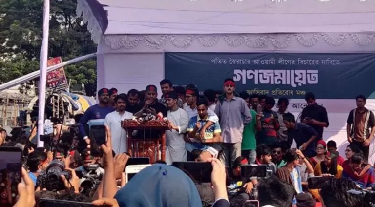 ছাত্রলীগ-যুবলীগের সঙ্গে ম্যাচ খেলতে আমরা প্রস্তুতঃ হাসনাত আবদুল্লাহ