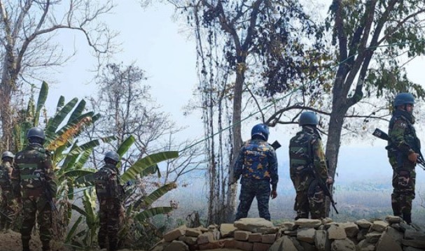বান্দরবানে সেনা অভিযানে কেএনএফ আস্তানা ধ্বংস, অস্ত্র উদ্ধার