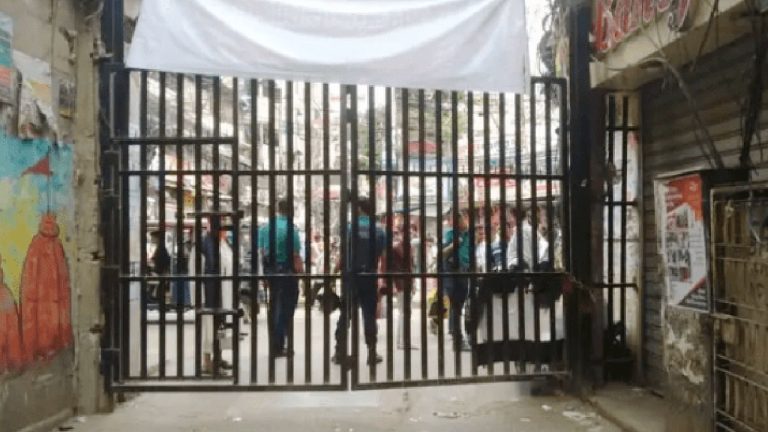 হাজারী গলির ঘটনায় ৪৯ জনের নামে মামলা, অজ্ঞাত ৬ শতাধিক