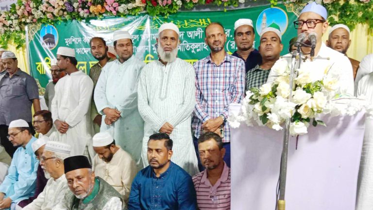 চসিকের পরিচ্ছন্ন কর্মীদের বেতনের অর্ধেক টাকা লুপাট করত আ.লীগের কাউন্সিলররা : শাহাদাত