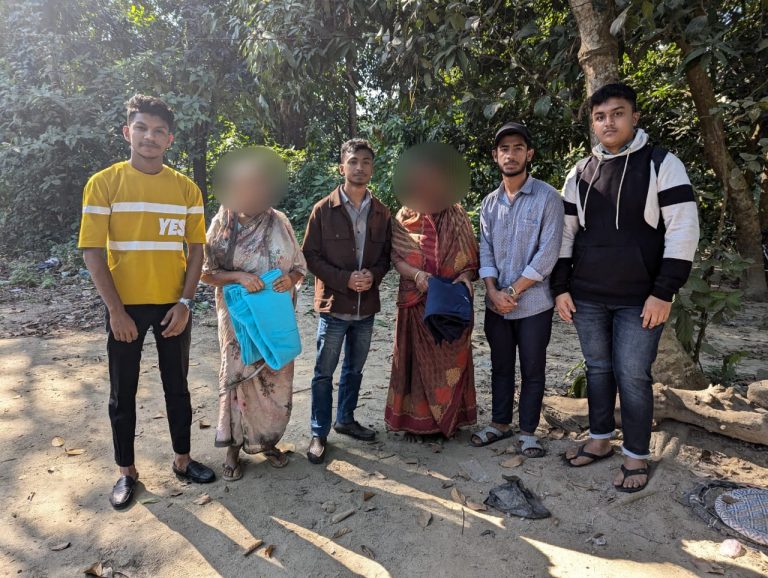 মিরসরাইয়ে শীতার্তদের মাঝে শীতবস্ত্র বিতরণ