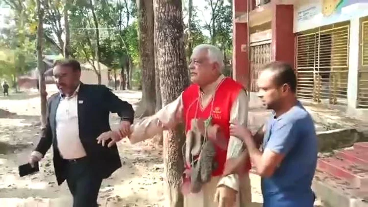 কুমিল্লায় মুক্তিযোদ্ধাকে হেনস্তাকারীদের আইনের আওতায় আনতে পুলিশের অভিযান