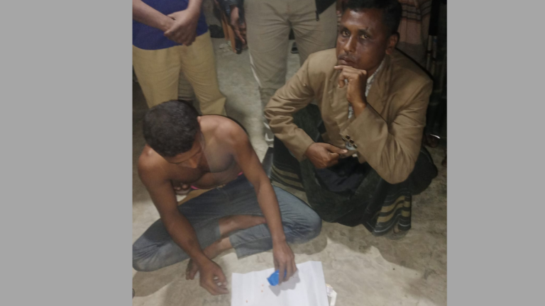 পেকুয়ায় ইয়াবাসহ দুই কারবারি আটক