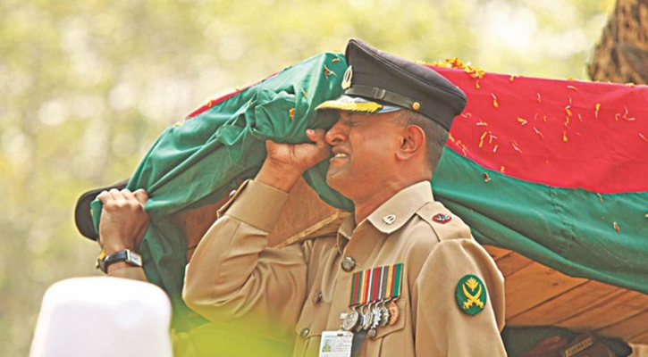 বিডিআর হত্যা তদন্তে কমিশন গঠনের সিদ্ধান্ত থেকে সরে এলো সরকার