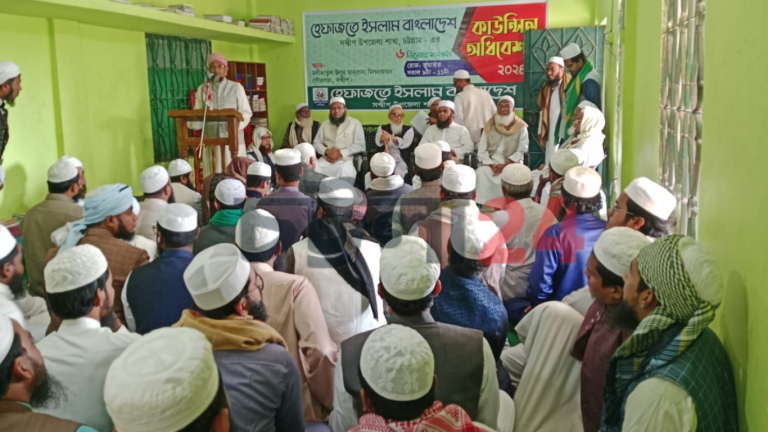 হেফাজতের সন্দ্বীপ উপজেলার কমিটি ঘোষণা ; সভাপতি-মুফতী মানজুর, সেক্রেটারি-মাওলানা জাহেদ