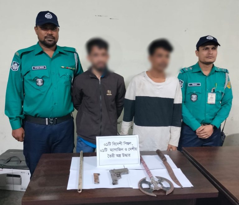 পাহাড়তলীতে সংঘর্ষের সময় অস্ত্রসহ দুইজন গ্রেপ্তার