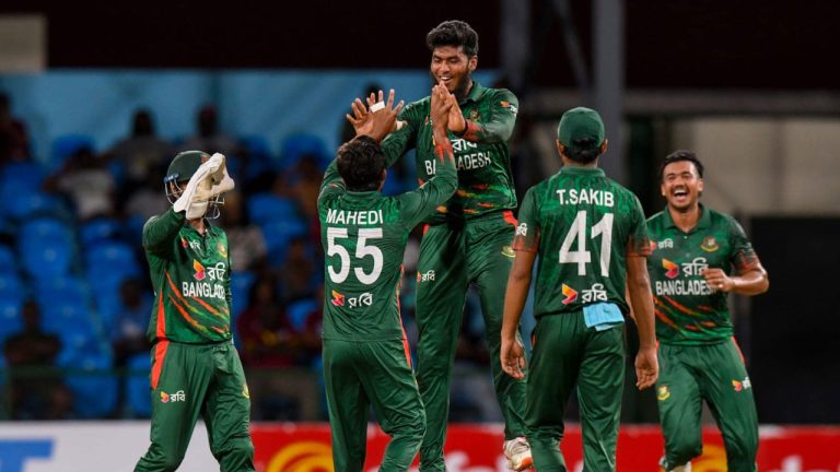 ওয়েস্ট ইন্ডিজে প্রথমবার টি-টোয়েন্টি সিরিজ জিতলো বাংলাদেশ