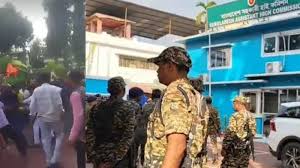 ভারতের আগরতলায় বাংলাদেশের হাইকমিশনে ভাঙচুর