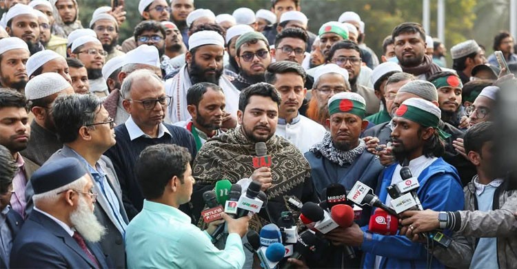 হাসিনা বাংলাদেশে আসবে কেবল ফাঁসিতে ঝোলার জন্য: নাহিদ