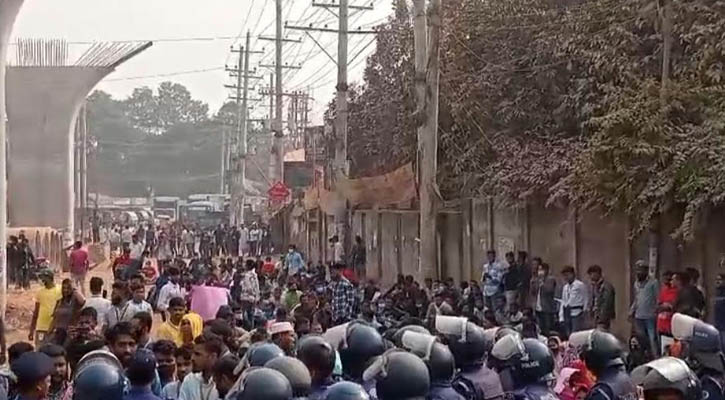 এবার আশুলিয়ায় শ্রমিকদের সড়ক অবরোধ