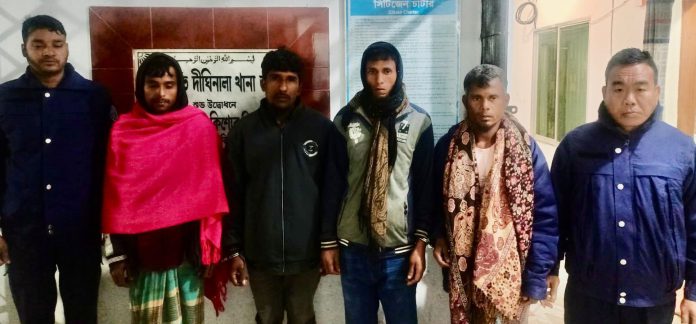 খাগড়াছড়িতে অপারেশন ডেভিল হান্ট: নিষিদ্ধ ছাত্রলীগ, যুবলীগ ও স্বেচ্ছাসেবক লীগের ৮ নেতা গ্রেফতার