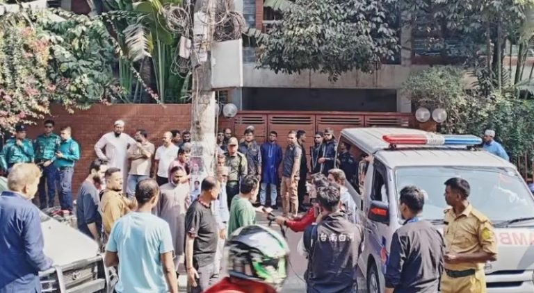 ডাকাতি করতে মালিকের ভবনে গৃহকর্মী, অতঃপর আটক