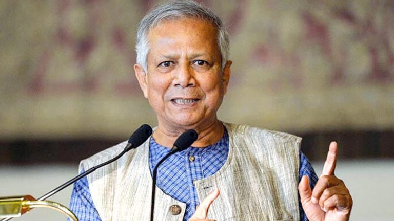 আইন-শৃঙ্খলা পরিস্থিতি নিয়ে পুলিশের সঙ্গে বসছেন প্রধান উপদেষ্টা