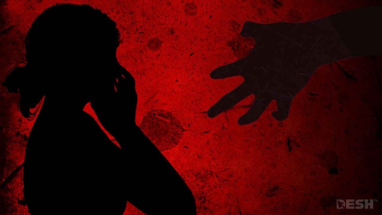 বাঁশখালীতে স্কুলছাত্রীকে গণধর্ষণ, ৪ জনের বিরুদ্ধে গ্রেপ্তারি পরোয়ানা