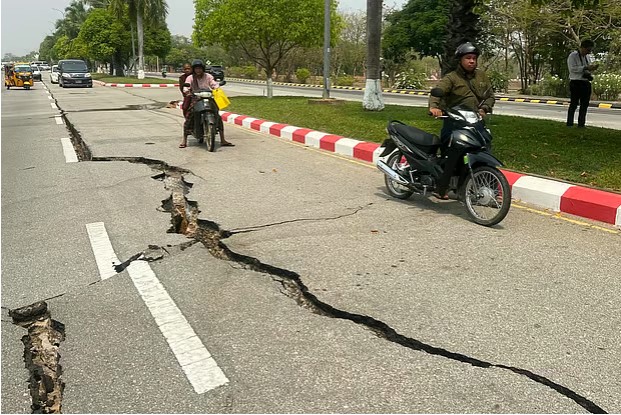 এমন ভূমিকম্প গত ২০ বছরে দেখা যায়নি মিয়ানমারে
