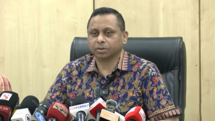 ডিবি পরিচয়ে কেউ বাসায় গেলে ৯৯৯ নম্বরে জানানোর অনুরোধ