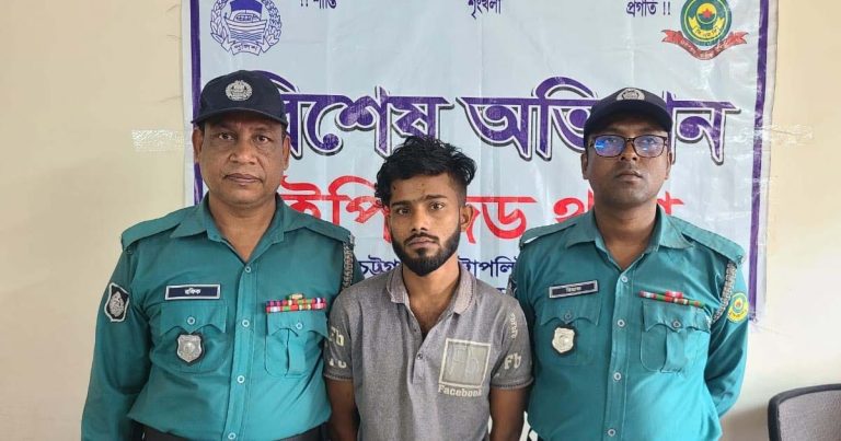 ইপিজেডে পরকিয়ার জেরে বন্ধুর হাতে বন্ধু খুন