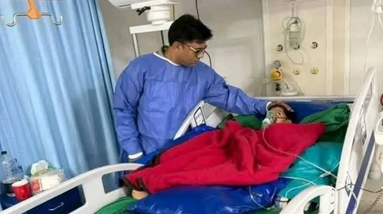 চোখের পাতা নেড়েছে ধর্ষণের শিকার সেই শিশুটি