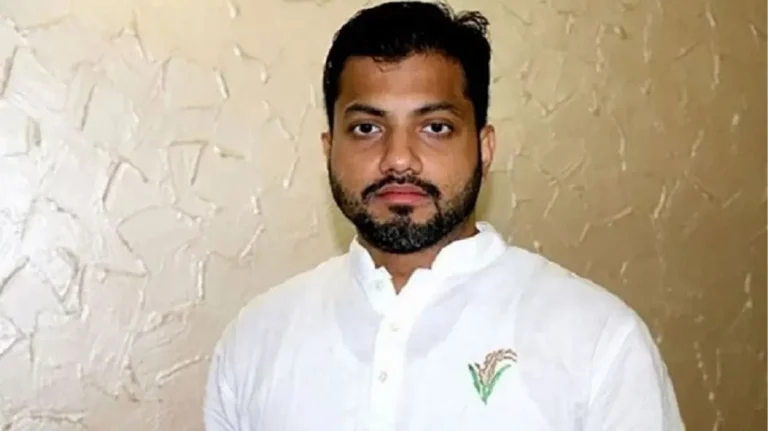 ইশরাককে মেয়র হিসেবে শপথ না পড়াতে লিগ্যাল নোটিশ