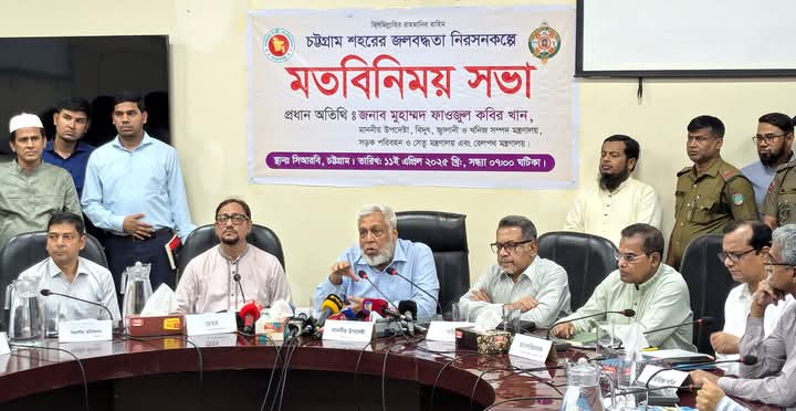রেল সেবার মানোন্নয়নে একসাথে কাজ করতে হবে : ফাওজুল কবির
