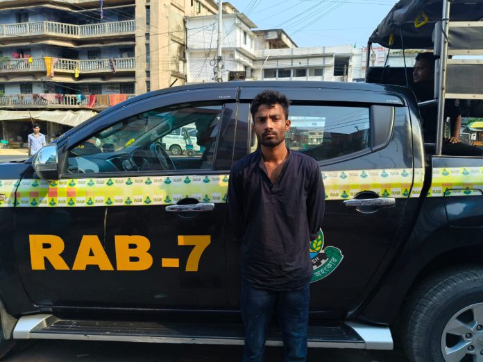 রাউজানের  প্রবাসী মানিক হত্যার আসামি গ্রেপ্তার