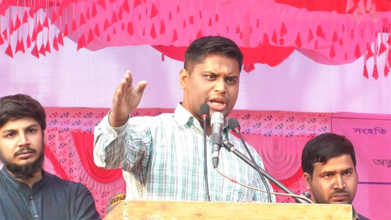 আ. লীগ নিষিদ্ধের দাবি, জুমার পরে সার্ক ফোয়ারার সামনে গণ জমায়াতের ডাক