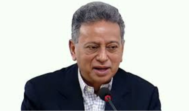 গর্ত থেকে বেরিয়ে সংস্কারের তালিম দেওয়া হচ্ছে