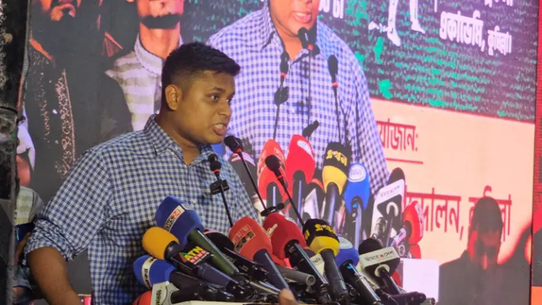 কুমিল্লার অনেক উপজেলায় বিএনপির রাজনীতি চলে আ.লীগের টাকায়