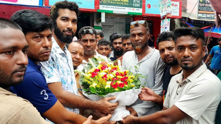 আ.লীগ নেতাসহ ২ শতাধিক মৎস্য ব্যবসায়ীর এনসিপিতে যোগদান