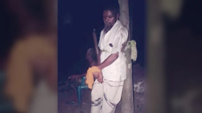 বিয়ের পর স্বামী-স্ত্রীর মধ্যে বনিবনা না হওয়ায় ঘটককে গাছে বেঁধে মারধর