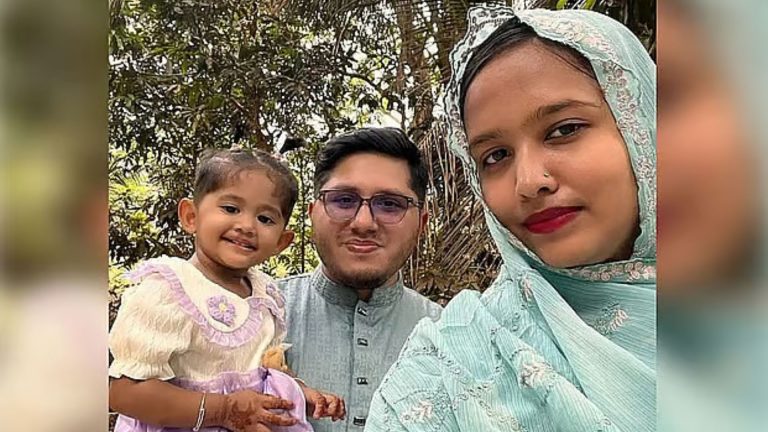 কোনো কিছু না মেনেই চালক দ্রুতগতিতে ট্রেন তুলে দেন কালুরঘাট সেতুতে