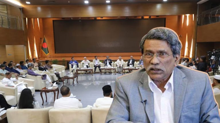 রাজনৈতিক দলগুলোর মতামতের আলোকেই হবে জুলাই সনদ: অধ্যাপক আলী রীয়াজ