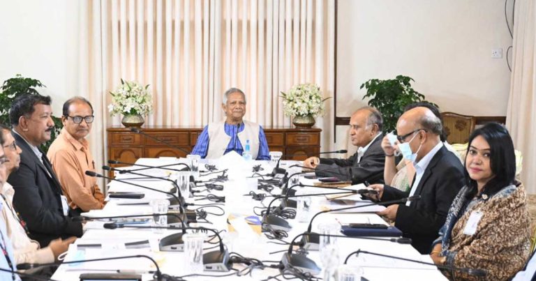 প্রাথমিকে প্রধান শিক্ষকের শূন্যপদে দ্রুত নিয়োগের নির্দেশ দিয়েছে সরকার