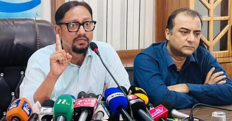 শহর পরিচ্ছন্ন রাখার দায়িত্ব শুধু সিটি কর্পোরেশনের নয়, নাগরিকদেরও দায়িত্ব রয়েছে: চসিক মেয়র