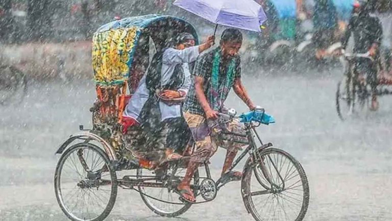 চট্টগ্রামে ভারী বৃষ্টির আভাস, নগরে জলাবদ্ধতার শঙ্কা