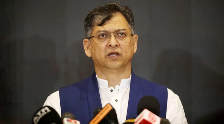 আগামী নির্বাচনে জনগণ ও সেনাবাহিনী গুরুত্বপূর্ণ ভূমিকা রাখবে : সালাহউদ্দিন