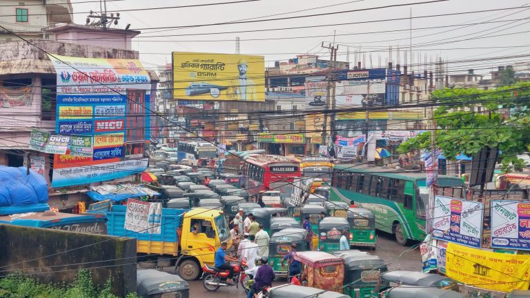 যানজটে নাকাল হাটহাজারী