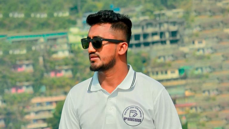 পুলিশি হয়রানির অভিযোগের পর সাংবাদিকের ঝুলন্ত মরদেহ উদ্ধার