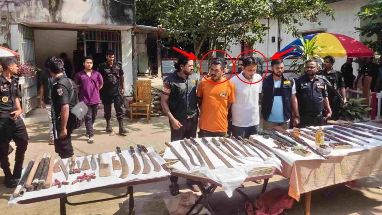 রাউজানে বিপুল পরিমাণে অস্ত্র-গোলাবারুদ উদ্ধারসহ গ্রেপ্তার ২