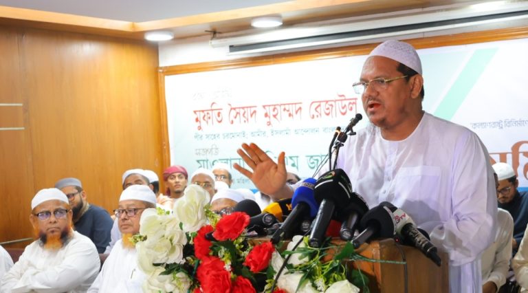 ‘ইসলামকে ক্ষমতায় নিতে নারী সমাজকে ভূমিকা রাখতে হবে’