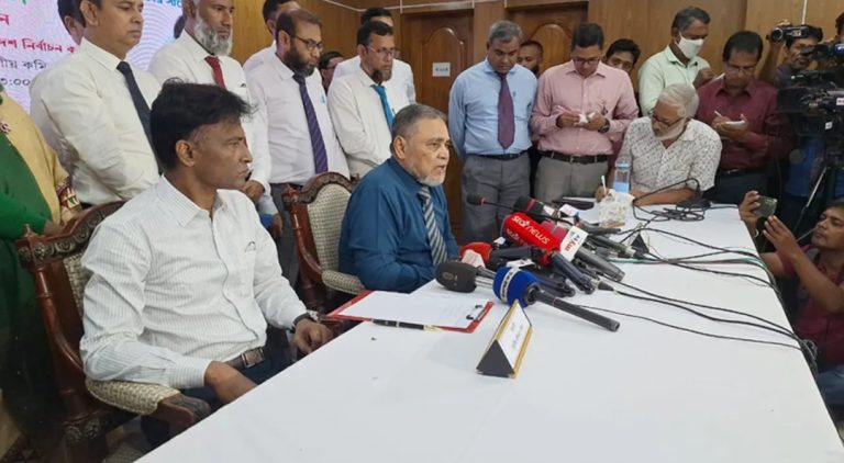 ডিসেম্বরের প্রথমার্ধে জাতীয় নির্বাচনের তপশিল : সিইসি