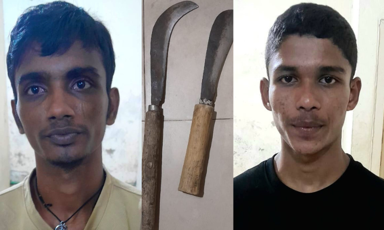 হাটহাজারীতে মাদ্রাসা মাঠ থেকে ধারালো অস্ত্রসহ দুইজন আটক