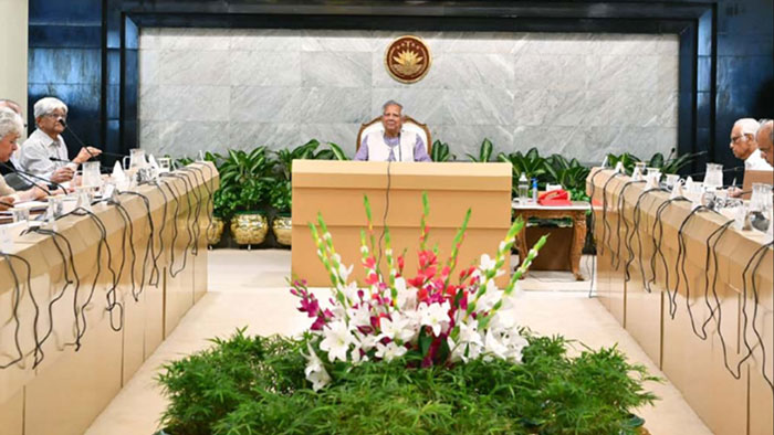 হঠাৎ অন্তর্বর্তী সরকারের উপদেষ্টা পরিষদের বৈঠক