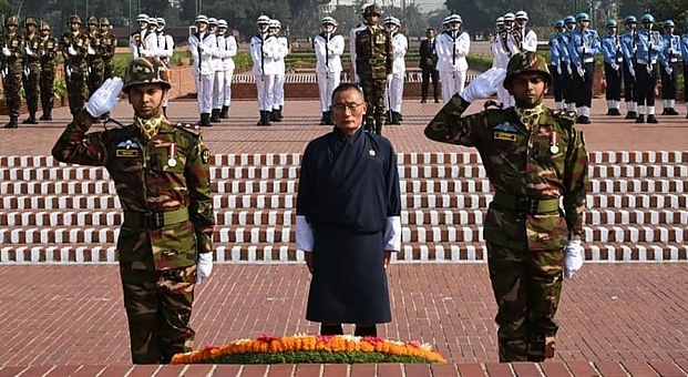 ঢাকায় ভুটানের প্রধানমন্ত্রী শেরিং তোবগে, স্মৃতিসৌধে শহীদদের প্রতি শ্রদ্ধা